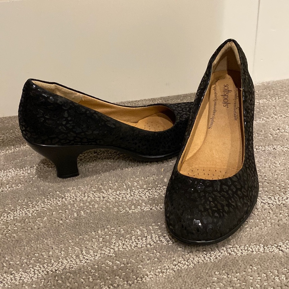 Softspot black on black leopard print low heel pump size 7.5W VGUC
